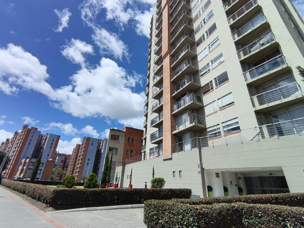Apartamento En Arriendo - La Colina Campestre, Bogotá