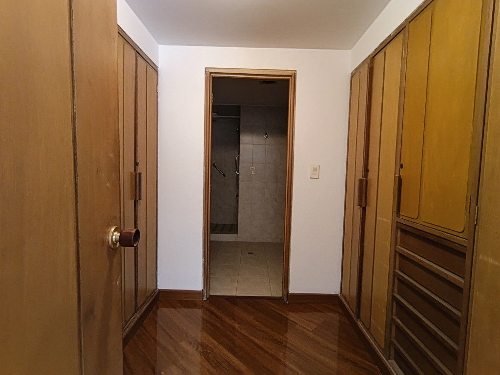 Apartamento En Arriendo/Venta - Los Rosales, Bogotá