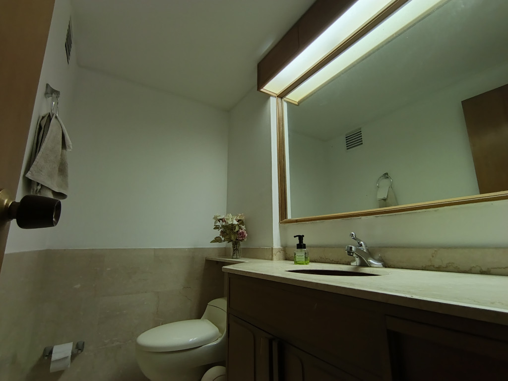 Apartamento En Arriendo/Venta - Los Rosales, Bogotá
