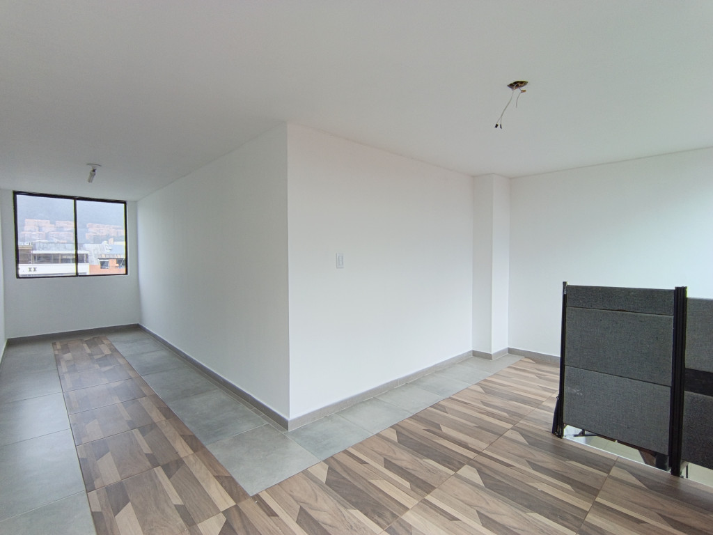 Local En Arriendo - Santa Barbara Central-Usaquén, Bogotá