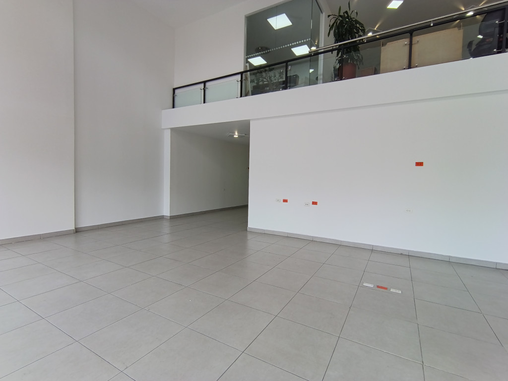 Local En Arriendo - Santa Barbara Central-Usaquén, Bogotá