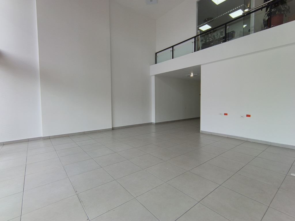 Local En Arriendo - Santa Barbara Central-Usaquén, Bogotá
