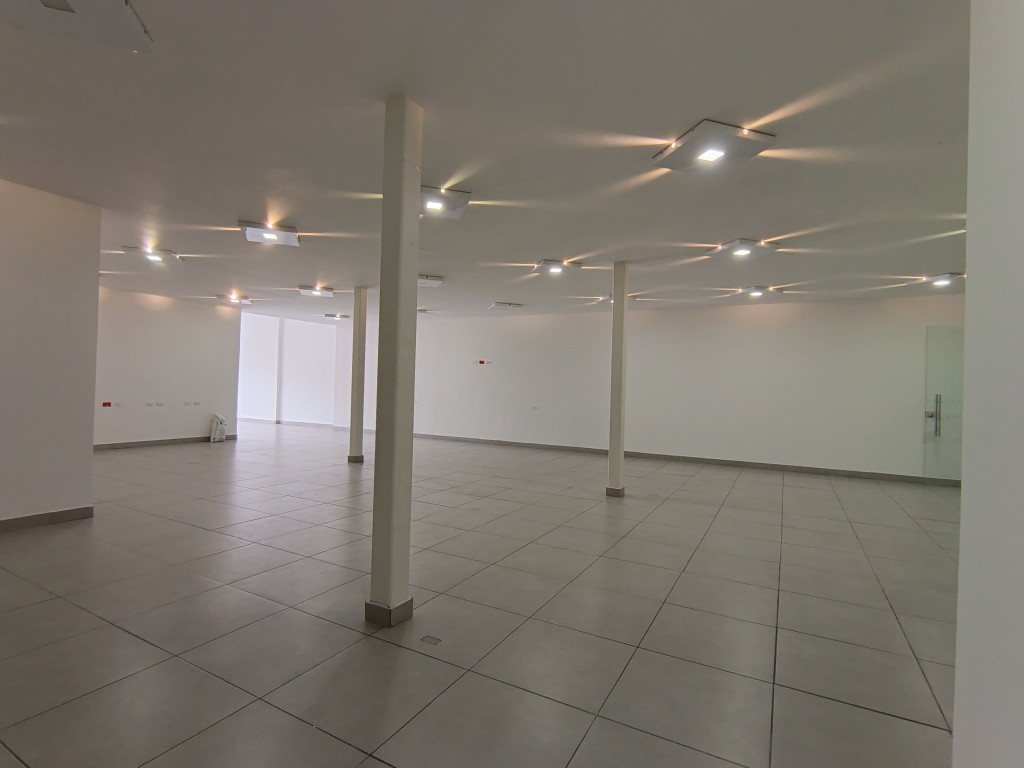 Local En Arriendo - Santa Barbara Central-Usaquén, Bogotá