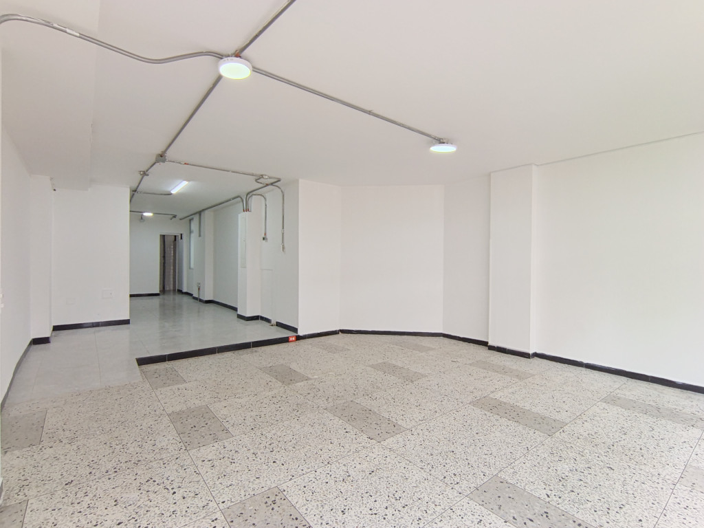 Local En Arriendo/Venta - Santa Barbara Central-Usaquén, Bogotá