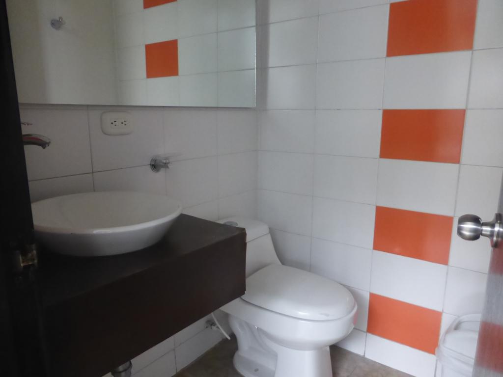 Oficina En Venta - Puente Largo, Bogotá