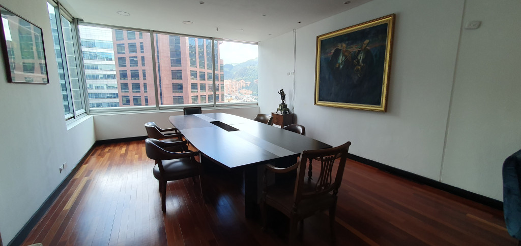 Oficina En Arriendo/Venta - Santa Barbara-Usaquén, Bogotá