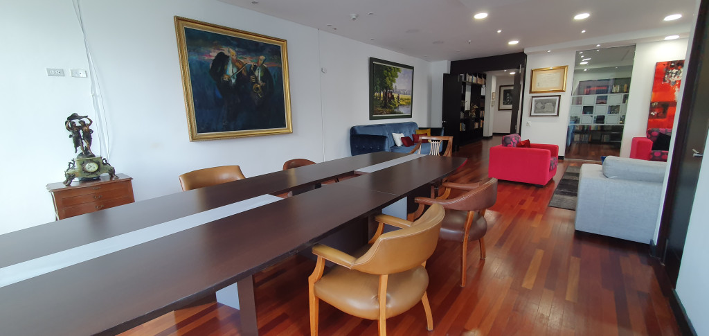 Oficina En Arriendo/Venta - Santa Barbara-Usaquén, Bogotá
