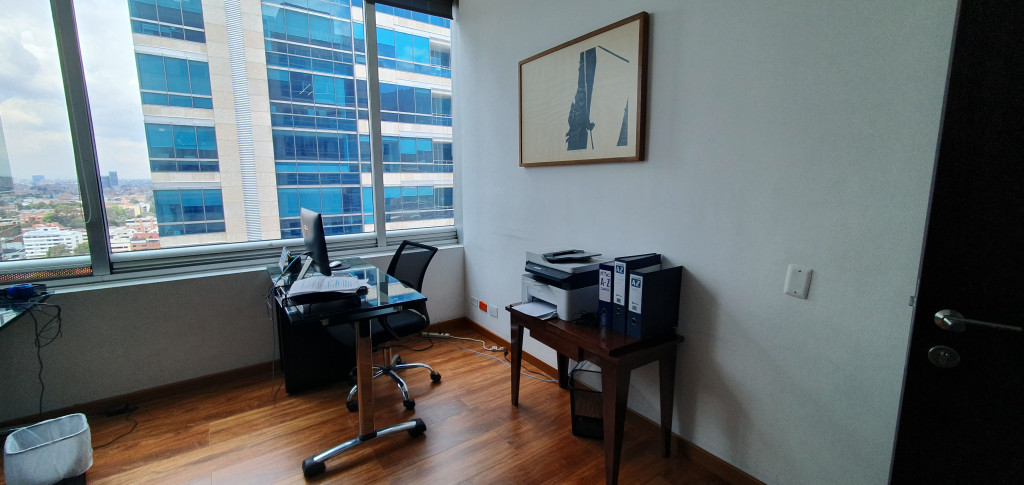 Oficina En Arriendo/Venta - Santa Barbara-Usaquén, Bogotá