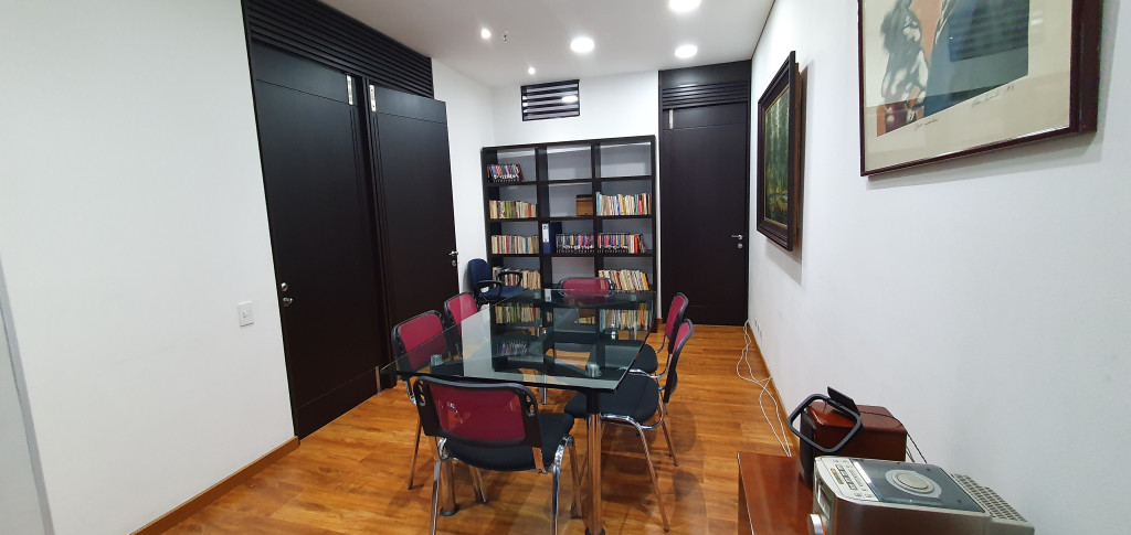 Oficina En Arriendo/Venta - Santa Barbara-Usaquén, Bogotá