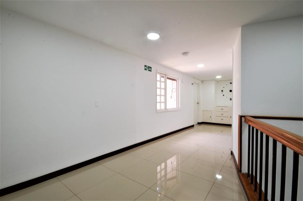 Casa En Venta - Pontevedra, Bogotá