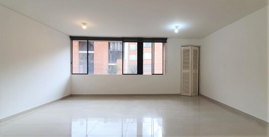 Oficina En Venta - Santa Barbara, Bogotá