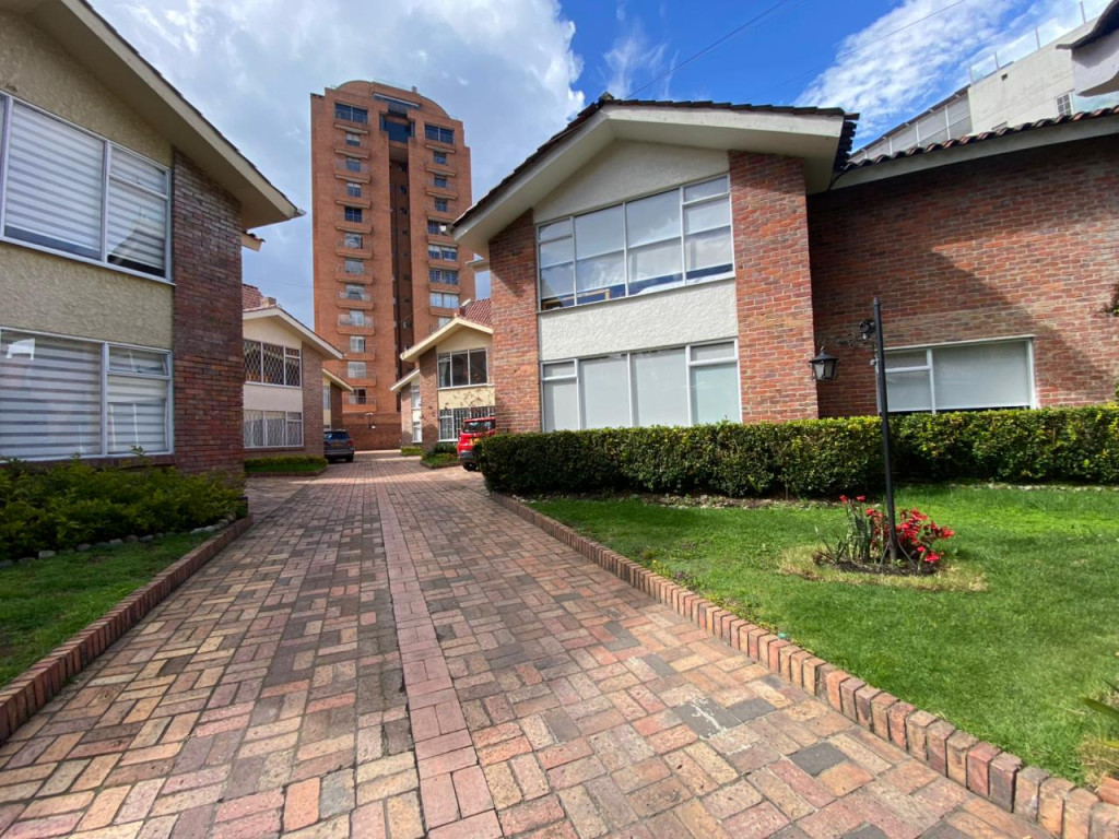 Casa En Venta - La Calleja-Usaquén, Bogotá