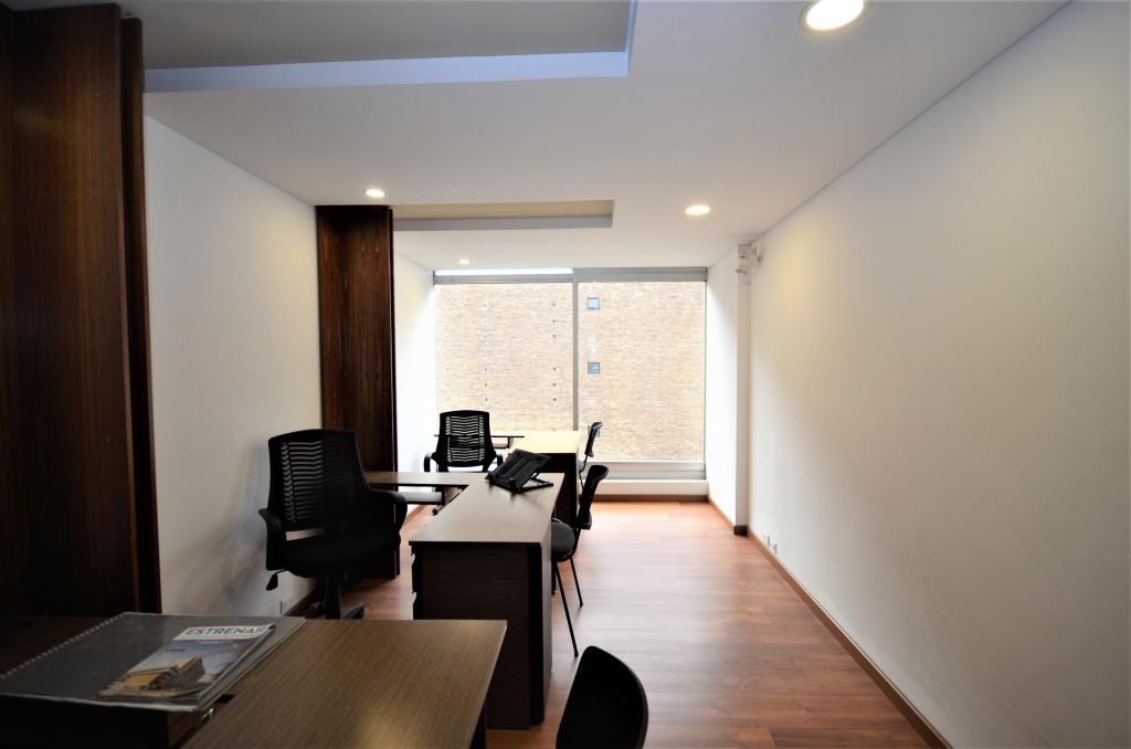 Oficina En Venta - Rincon Del Chicó, Bogotá