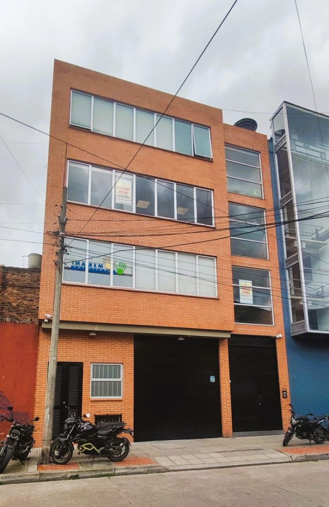 Oficina En Arriendo - La Merced Norte, Bogotá