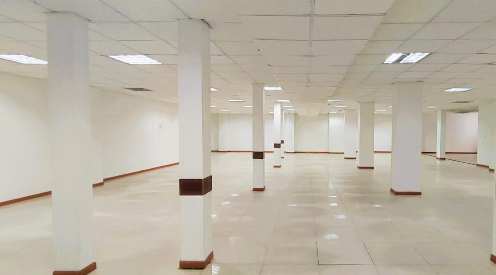 Oficina En Venta - Los Alcázares, Bogotá