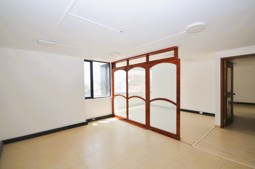 Oficina EN ARRIENDO EN Quinta Camacho, código: 10236278 - 4