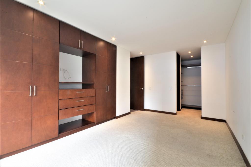 Apartamento En Venta - Santa Barbara Oriental-Usaquén, Bogotá