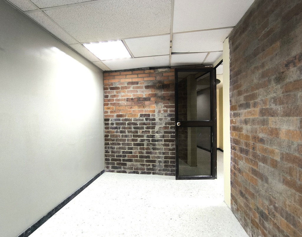 Local En Arriendo - Granjas De Techo, Bogotá