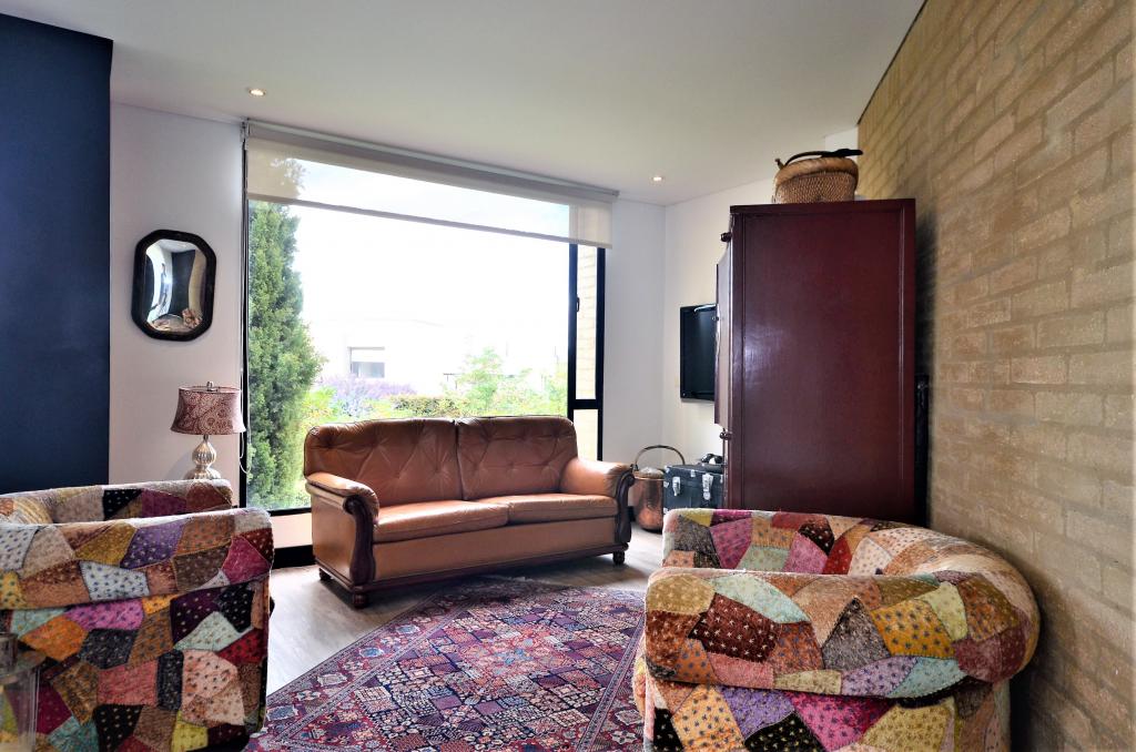 Casa En Venta - Cota - Pueblo Viejo, Cota
