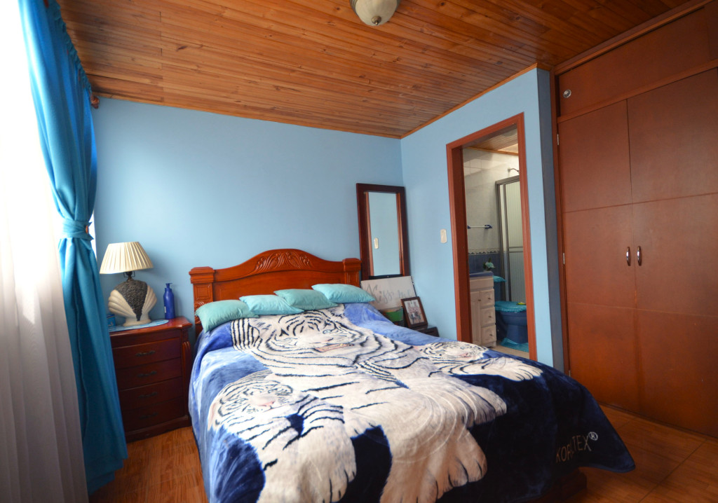 Casa En Venta - Popular Modelo, Bogotá