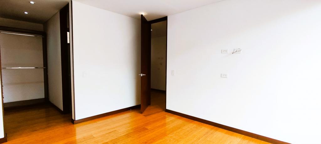 Apartamento En Arriendo - Santa Barbara Oriental-Usaquén, Bogotá