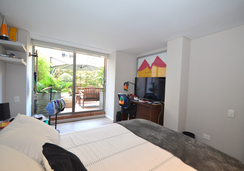 Apartamento En Arriendo/Venta - Los Rosales, Bogotá