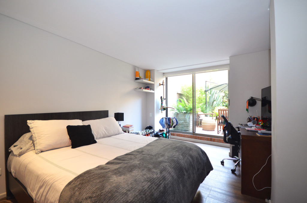 Apartamento En Arriendo/Venta - Los Rosales, Bogotá