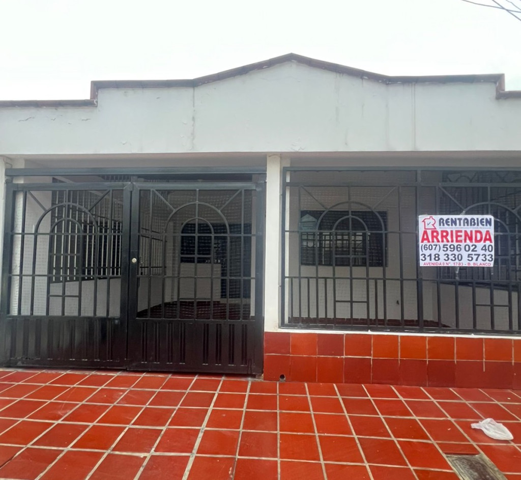 CASA Calle 11N # 5 - 24 Casa # 35 Manzana 3 Urbanizacion NAPOLES BARRIO EL BOSQUE, El Bosque, Cúcuta