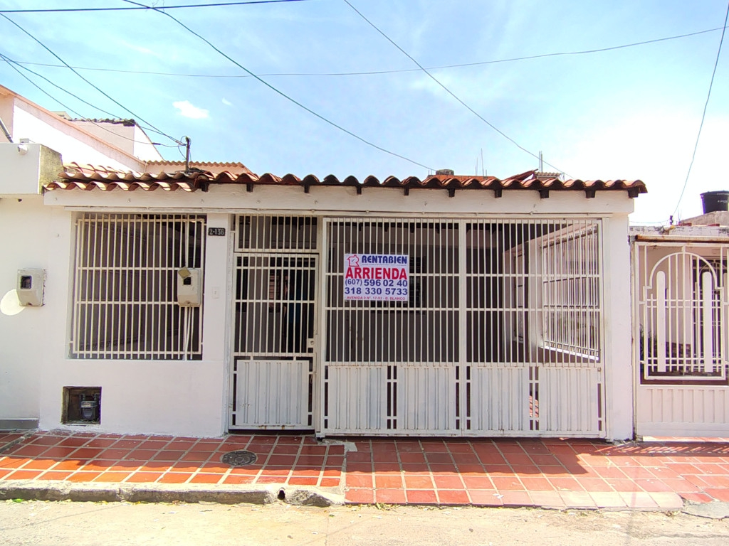 CASA Calle 19N # 2 - 136 PRADOS NORTE, Prados Del Norte, Cúcuta