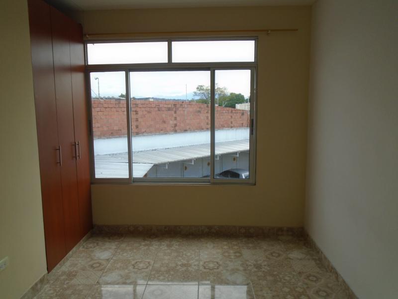 Casa-local EN VENTA EN Av. Gran Colombia, código: 1023453 - 16