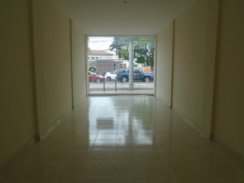 Casa-local EN VENTA EN Av. Gran Colombia, código: 1023453 - 7