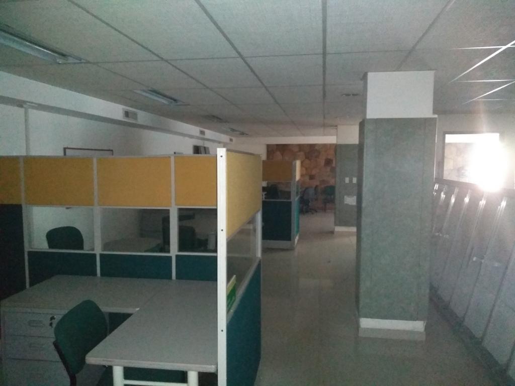 Local EN ARRIENDO EN Sin Barrio, código: 1023474 - 12