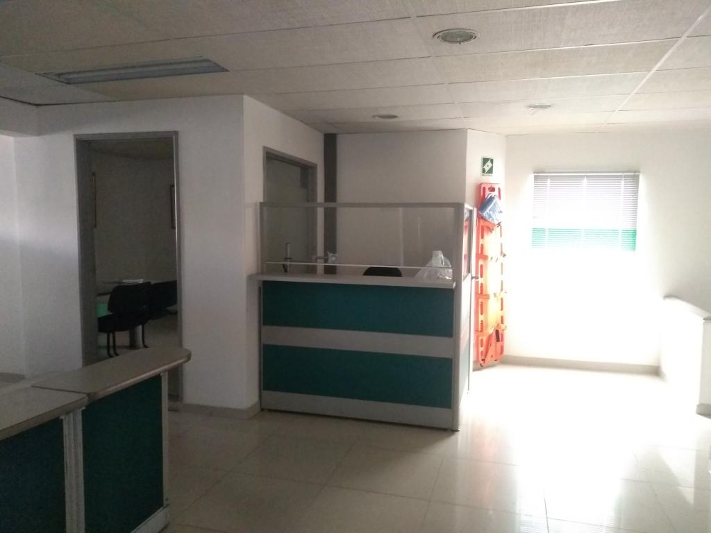 Local EN ARRIENDO EN Sin Barrio, código: 1023474 - 13