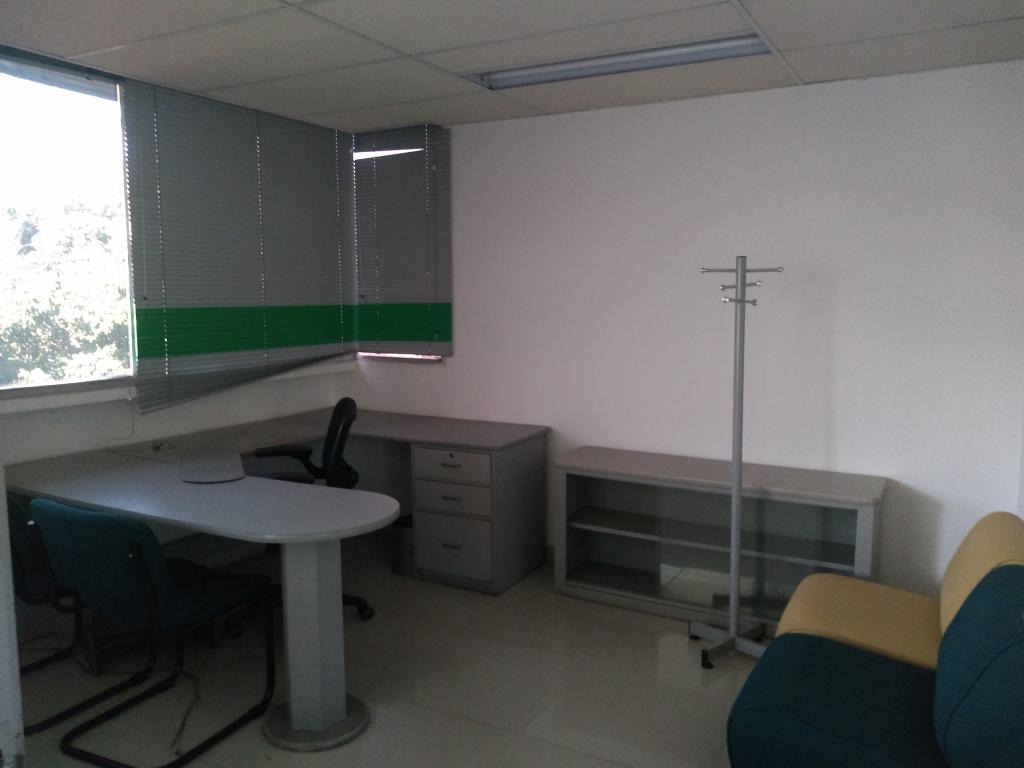 Local EN ARRIENDO EN Sin Barrio, código: 1023474 - 15
