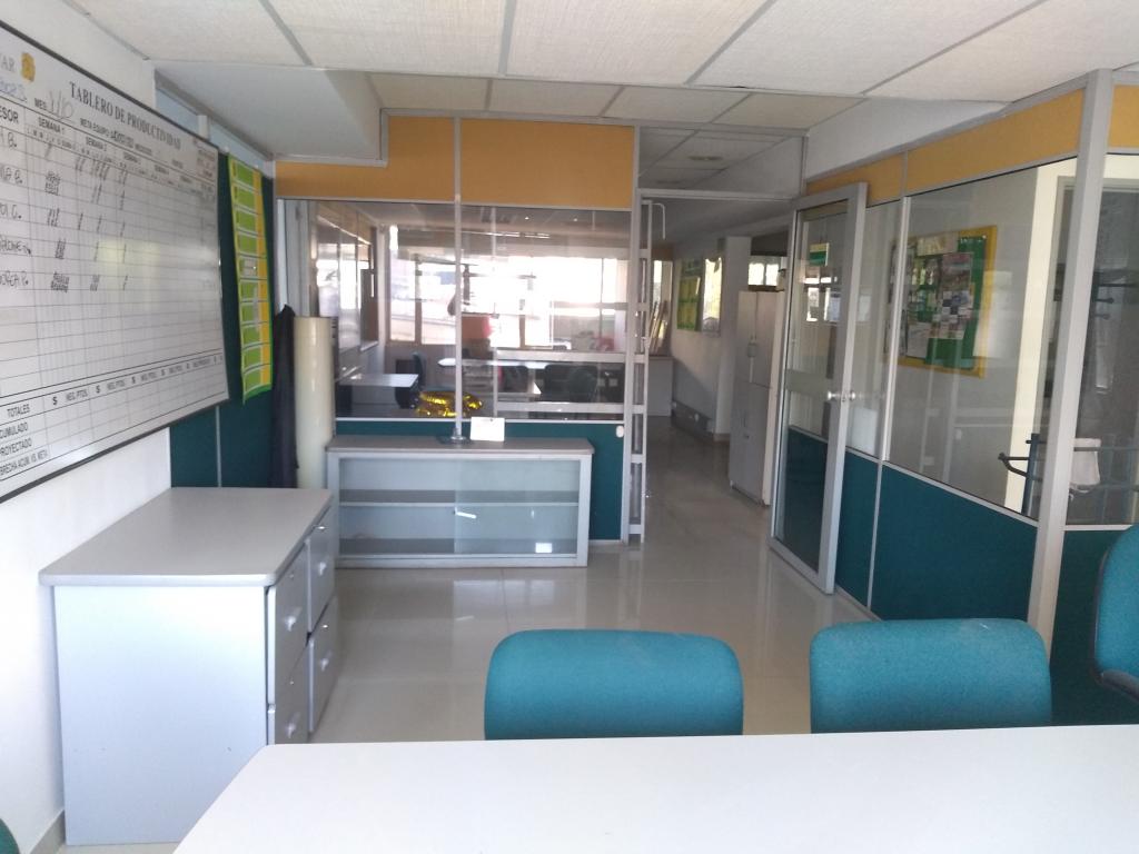 Local EN ARRIENDO EN Sin Barrio, código: 1023474 - 22
