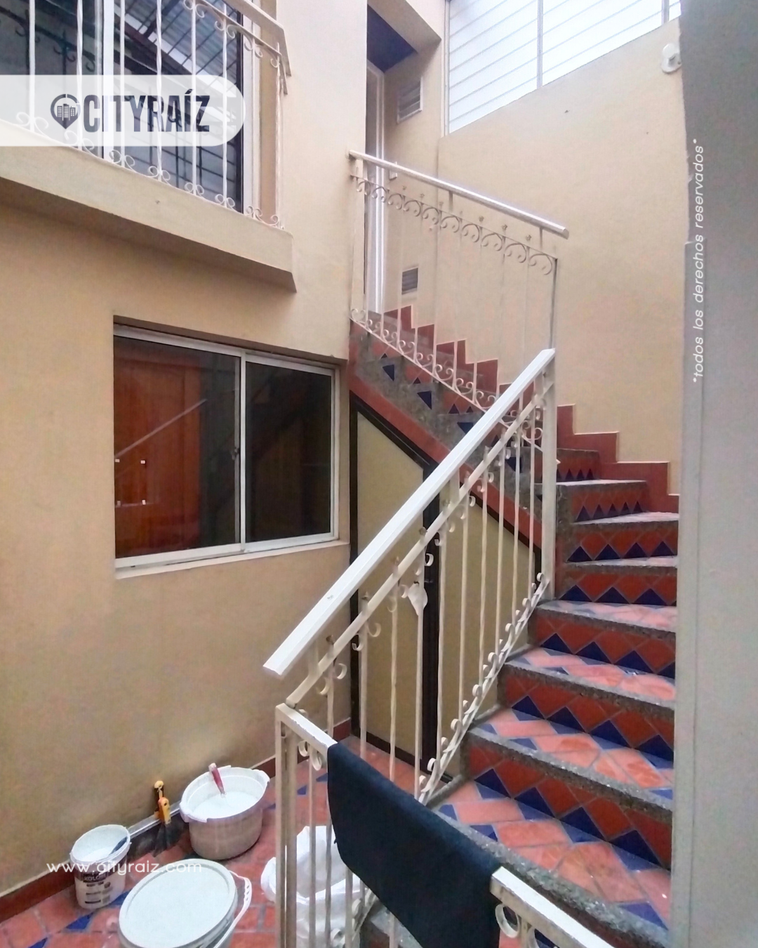 Home in Metric Way