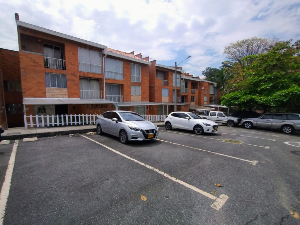 Casa EN VENTA EN Belén La Mota, código: 10236749 - 0