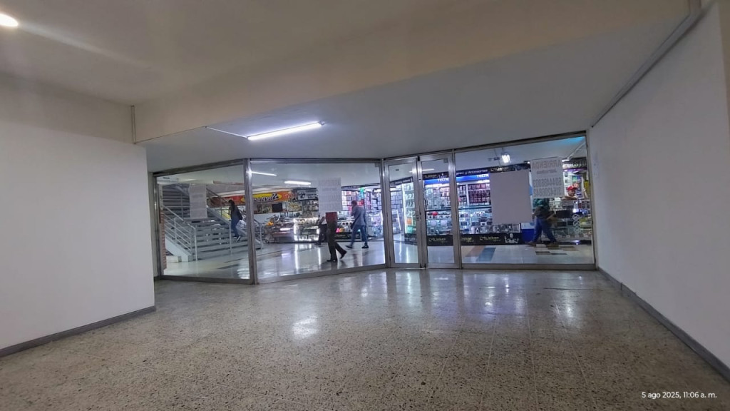 Local EN ARRIENDO EN Candelaria, código: 10306502 - 5