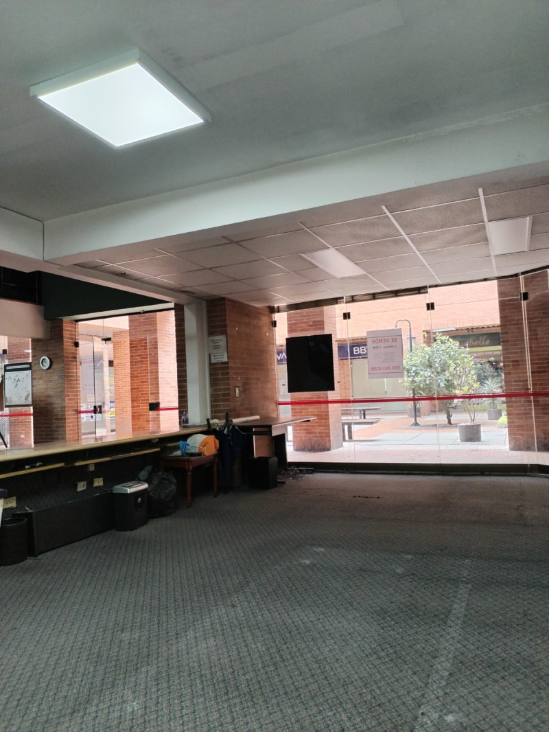 Local EN ARRIENDO EN Parque Central Bavaria, código: 1084758 - 6