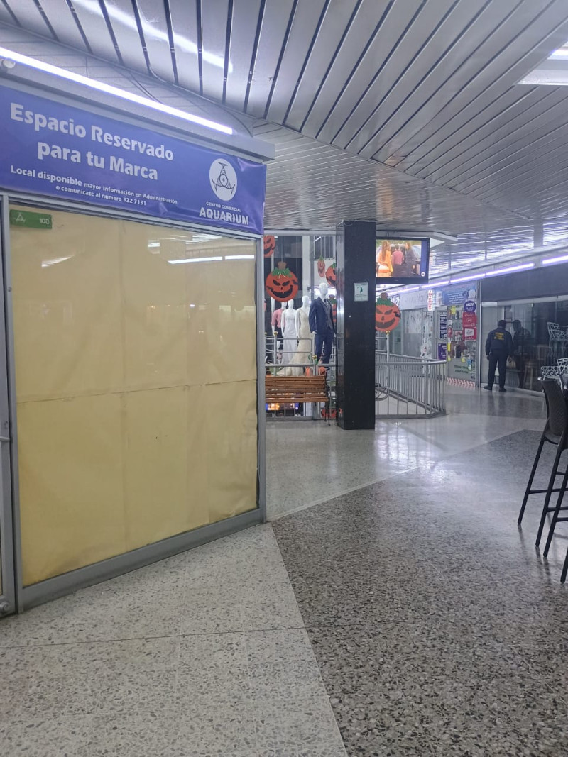 Local EN ARRIENDO EN ESPARTILLAL, código: 10198781 - 4