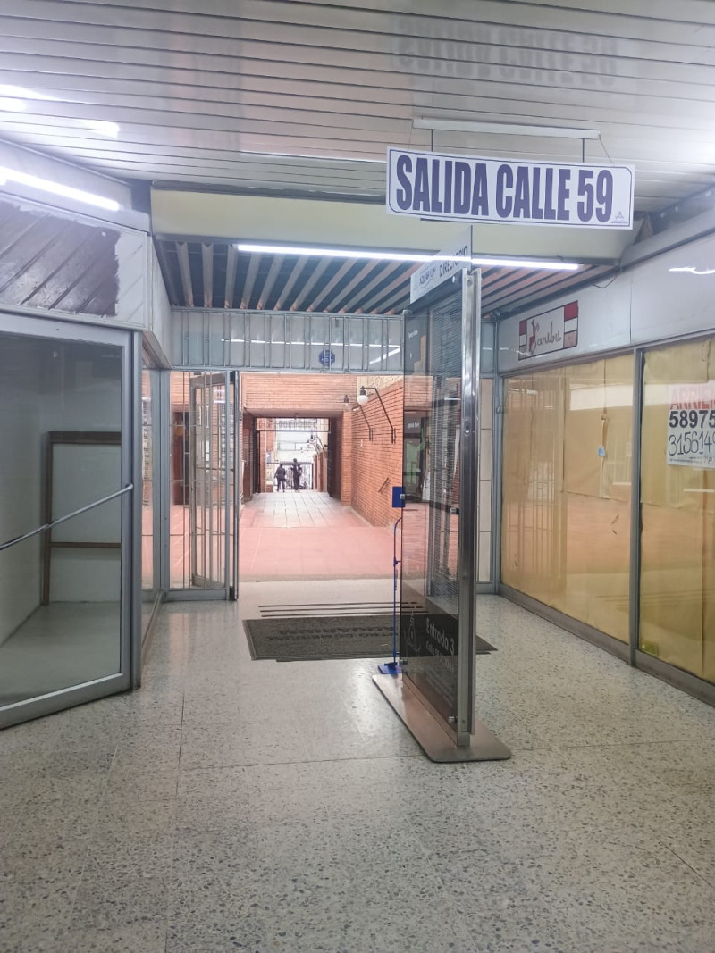 Local EN ARRIENDO EN ESPARTILLAL, código: 10198781 - 5
