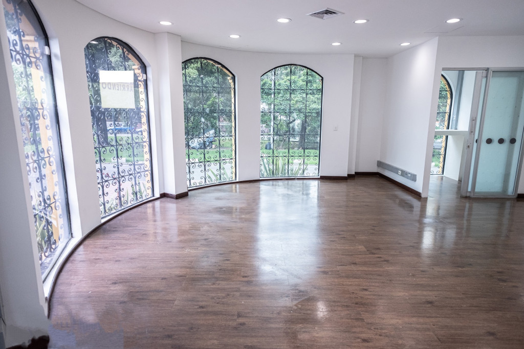 Local En Arriendo - Javeriana, Bogotá