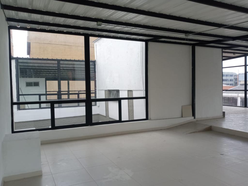 Edificio En Arriendo - Lago Gaitán, Bogotá