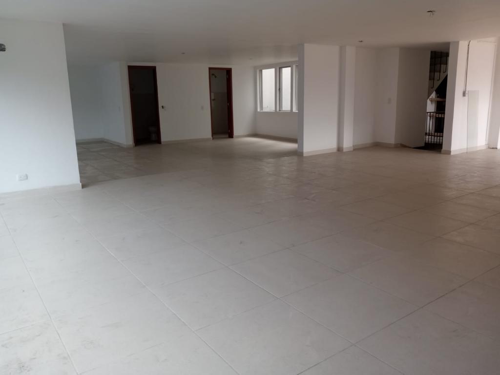 Edificio En Arriendo - Lago Gaitán, Bogotá