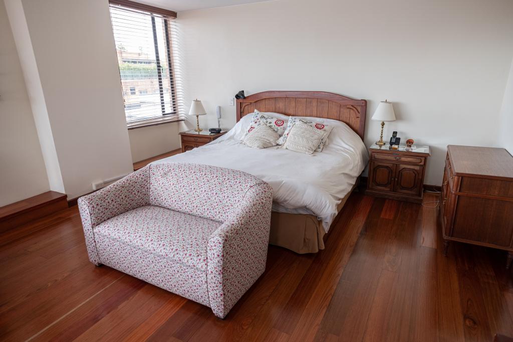 Apartamento En Venta - Los Rosales, Bogotá