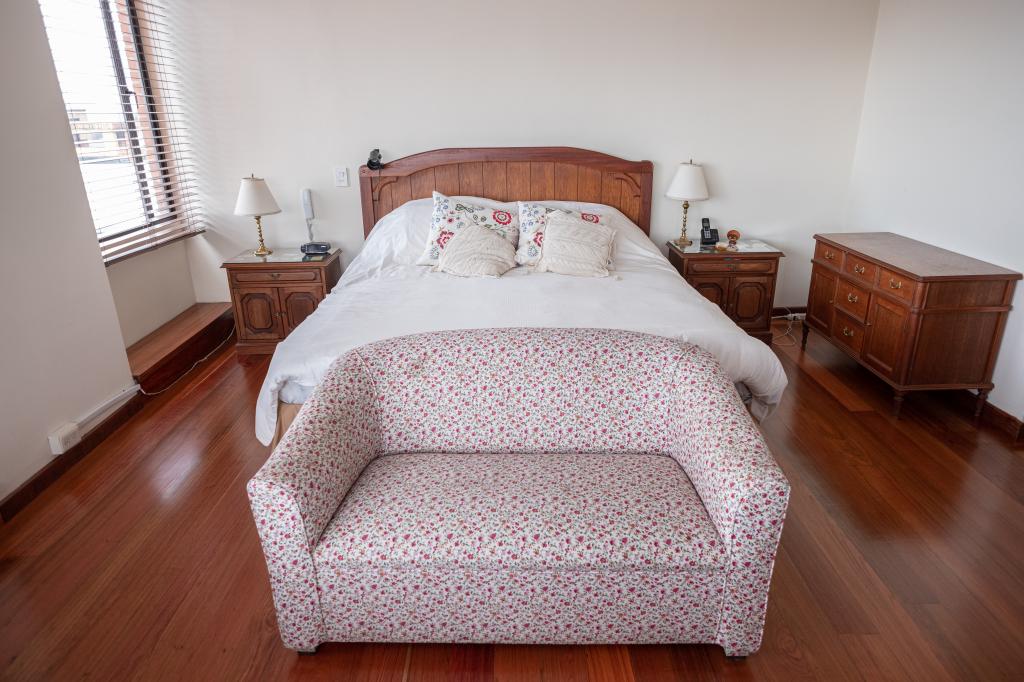 Apartamento En Venta - Los Rosales, Bogotá