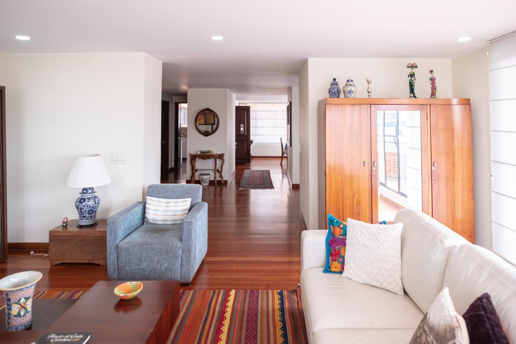 Apartamento En Venta - Los Rosales, Bogotá