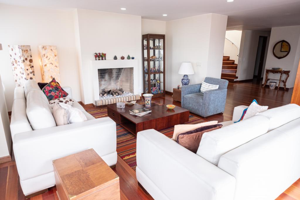 Apartamento En Venta - Los Rosales, Bogotá