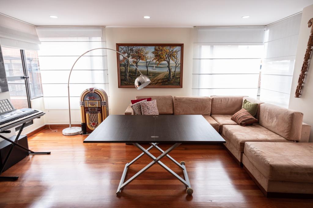 Apartamento En Venta - Los Rosales, Bogotá