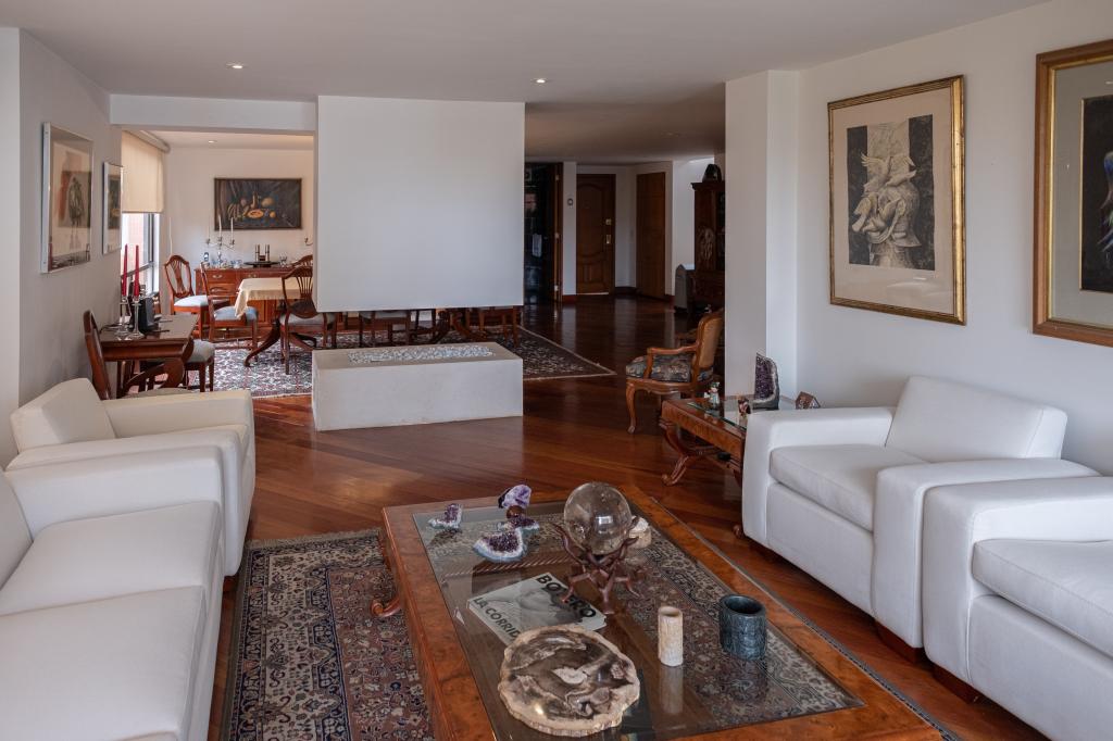 Apartamento En Venta - Santa Barbara-Usaquén, Bogotá